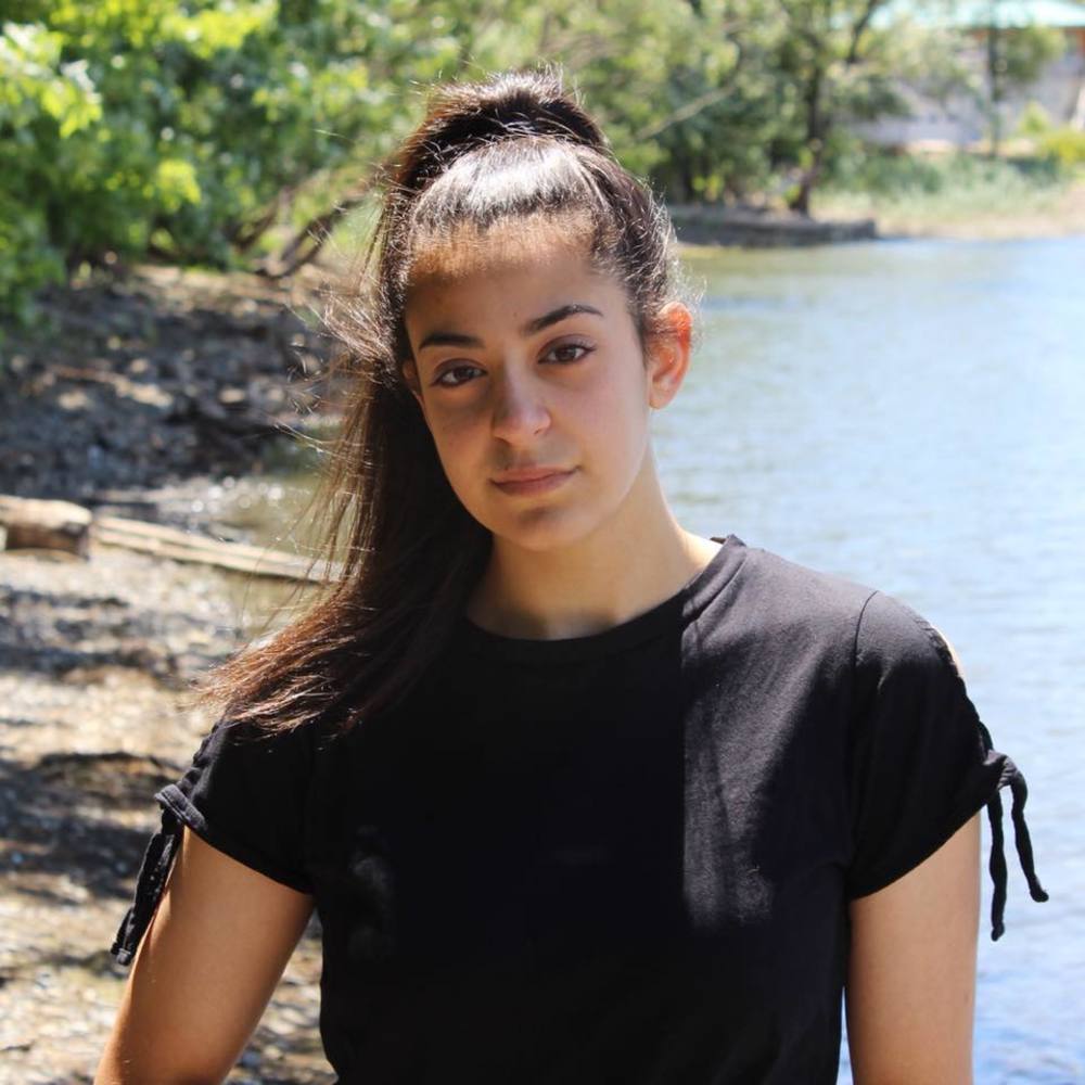 Meet your Posher, Sandrine